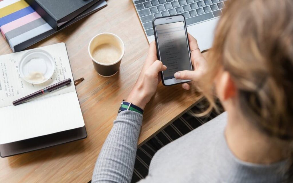 How to give productive feedback to your virtual assistant that gets results